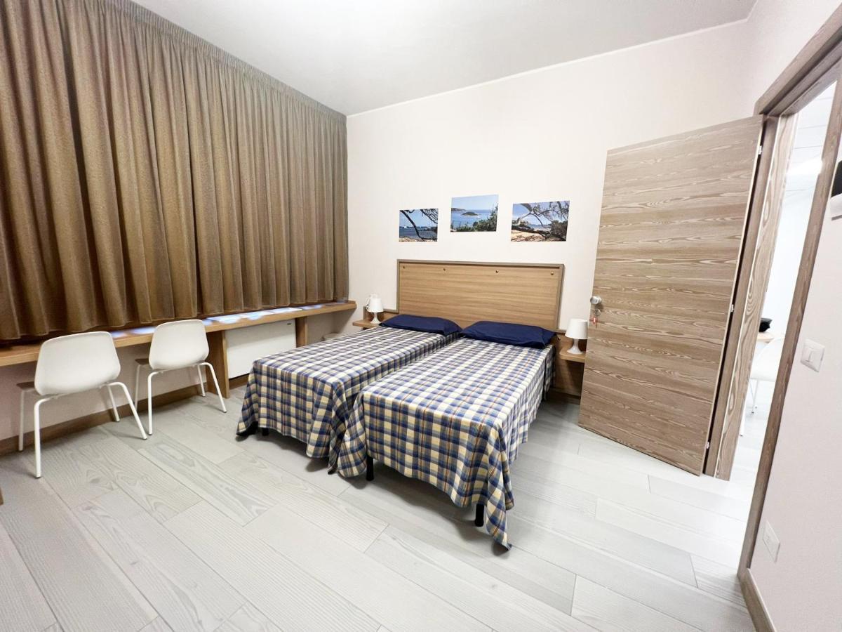 Sissi Comfort Rooms Foresteria Lombarda Monza Exterior photo