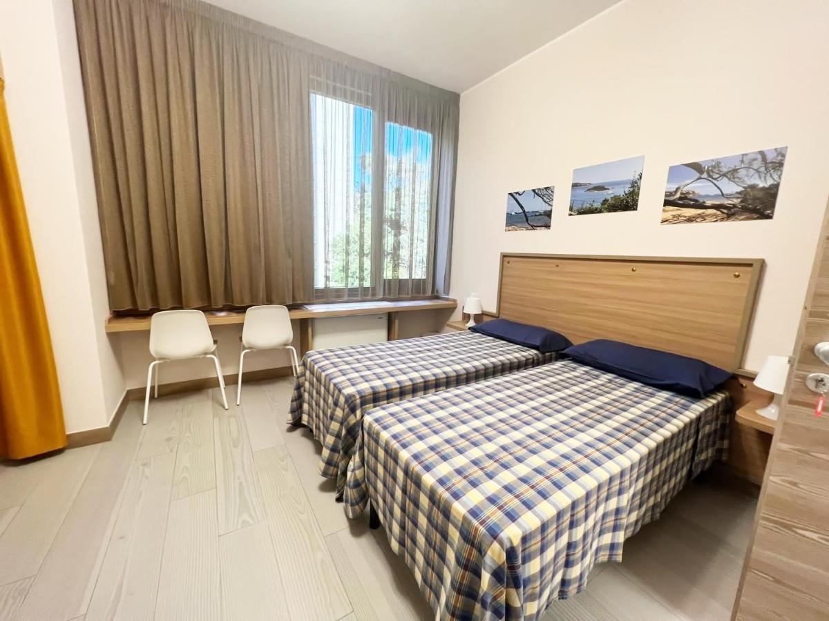 Sissi Comfort Rooms Foresteria Lombarda Monza Exterior photo